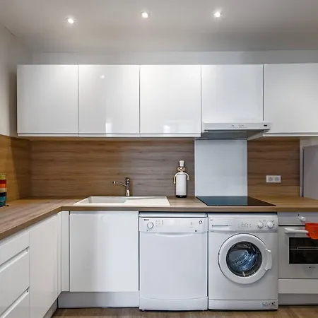 Apartment Barbara By Terry's Homes